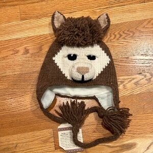 Vive Bien Alpaca Animal Hat Size good for Kids / Teenage NWT
